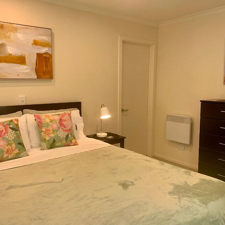 March Apartments Dunedin Luaran gambar