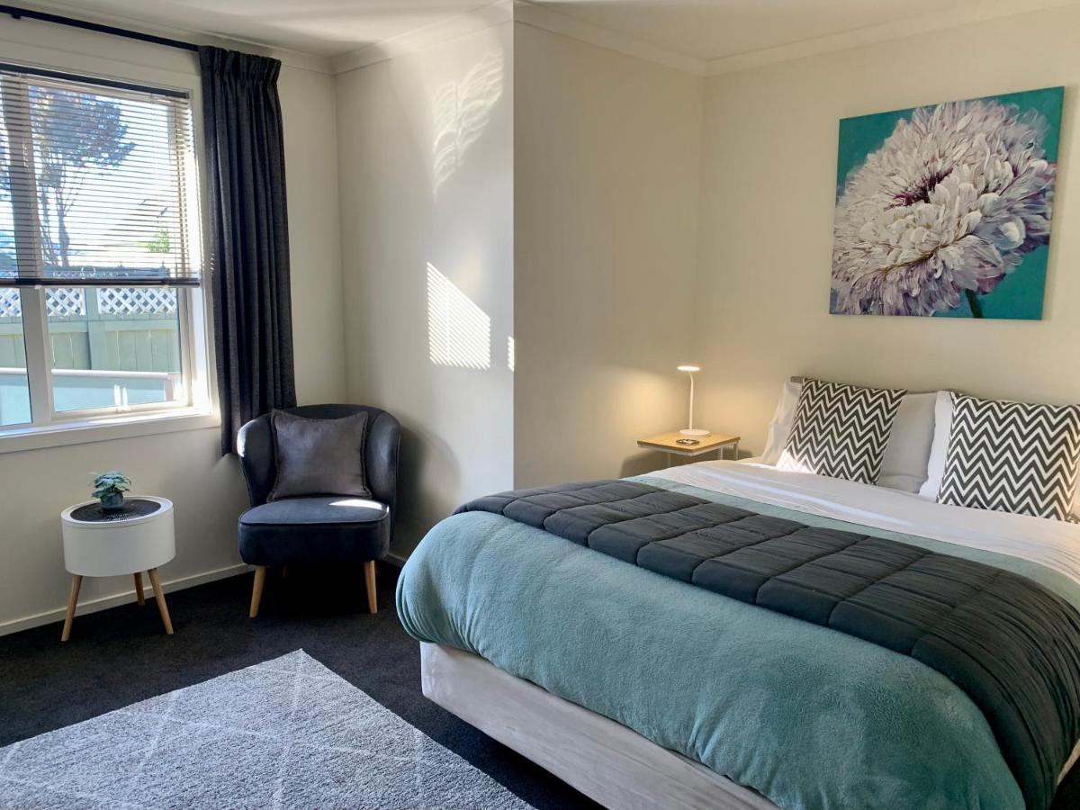 March Apartments Dunedin Luaran gambar