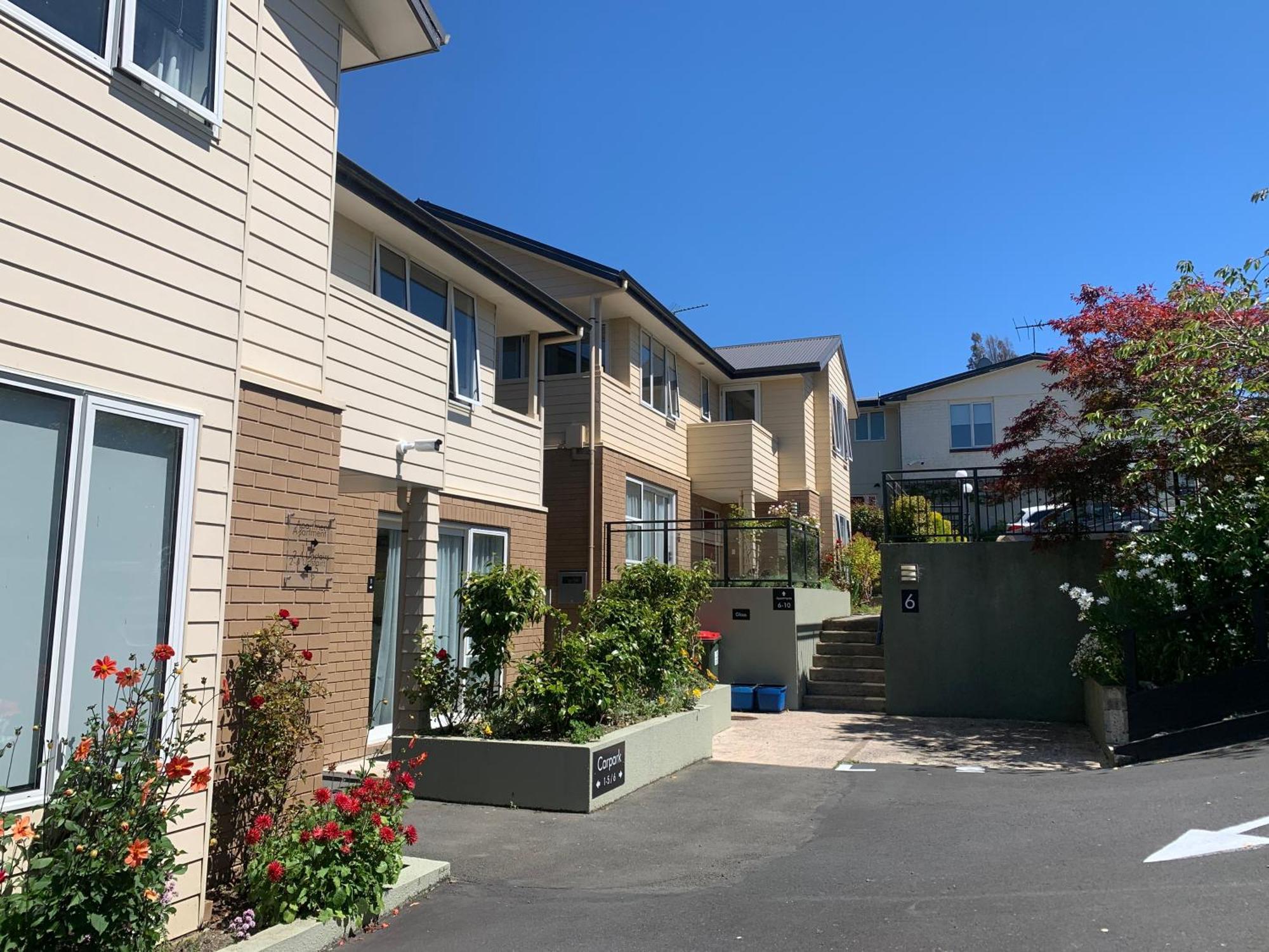 March Apartments Dunedin Luaran gambar