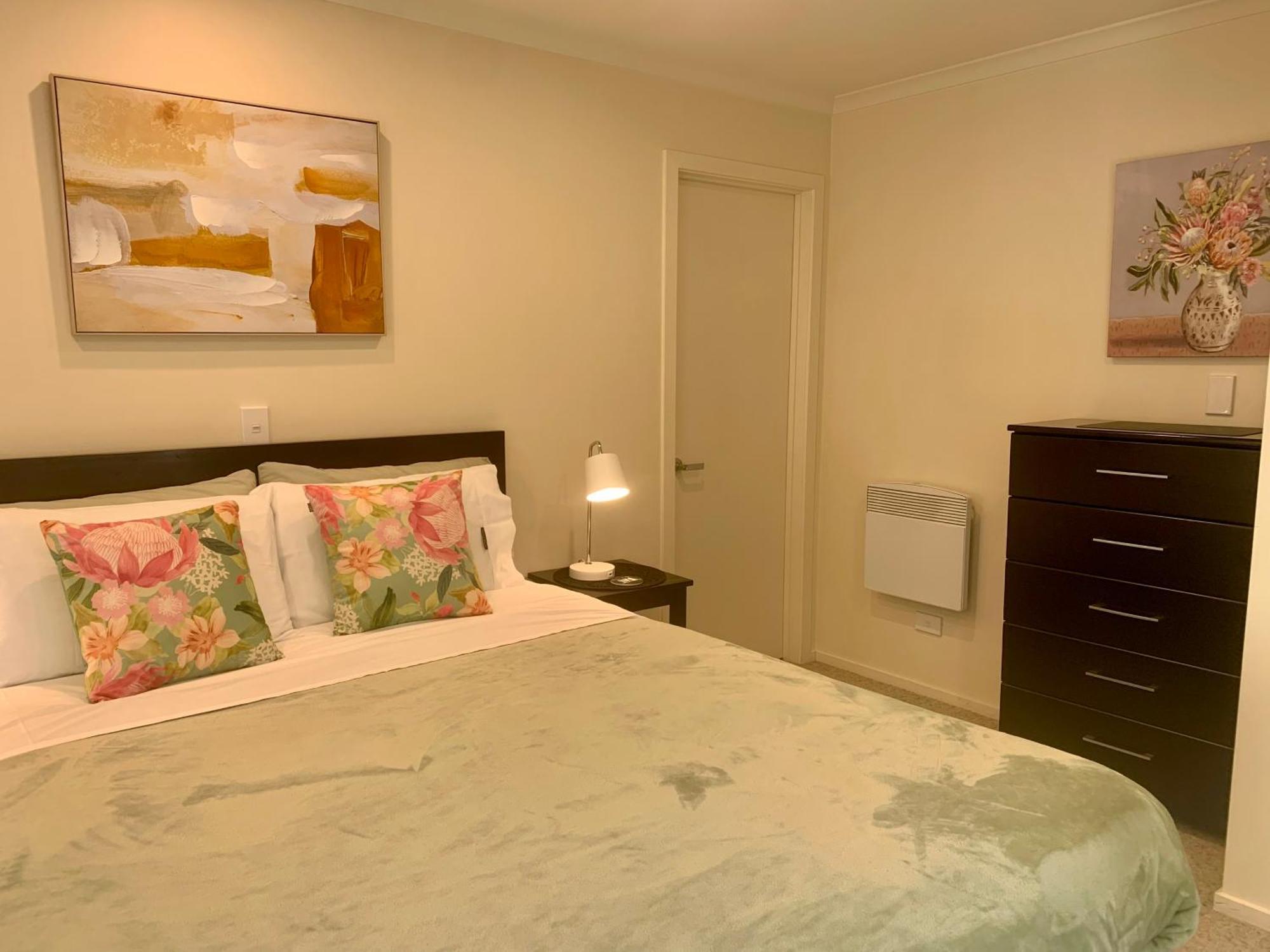 March Apartments Dunedin Luaran gambar