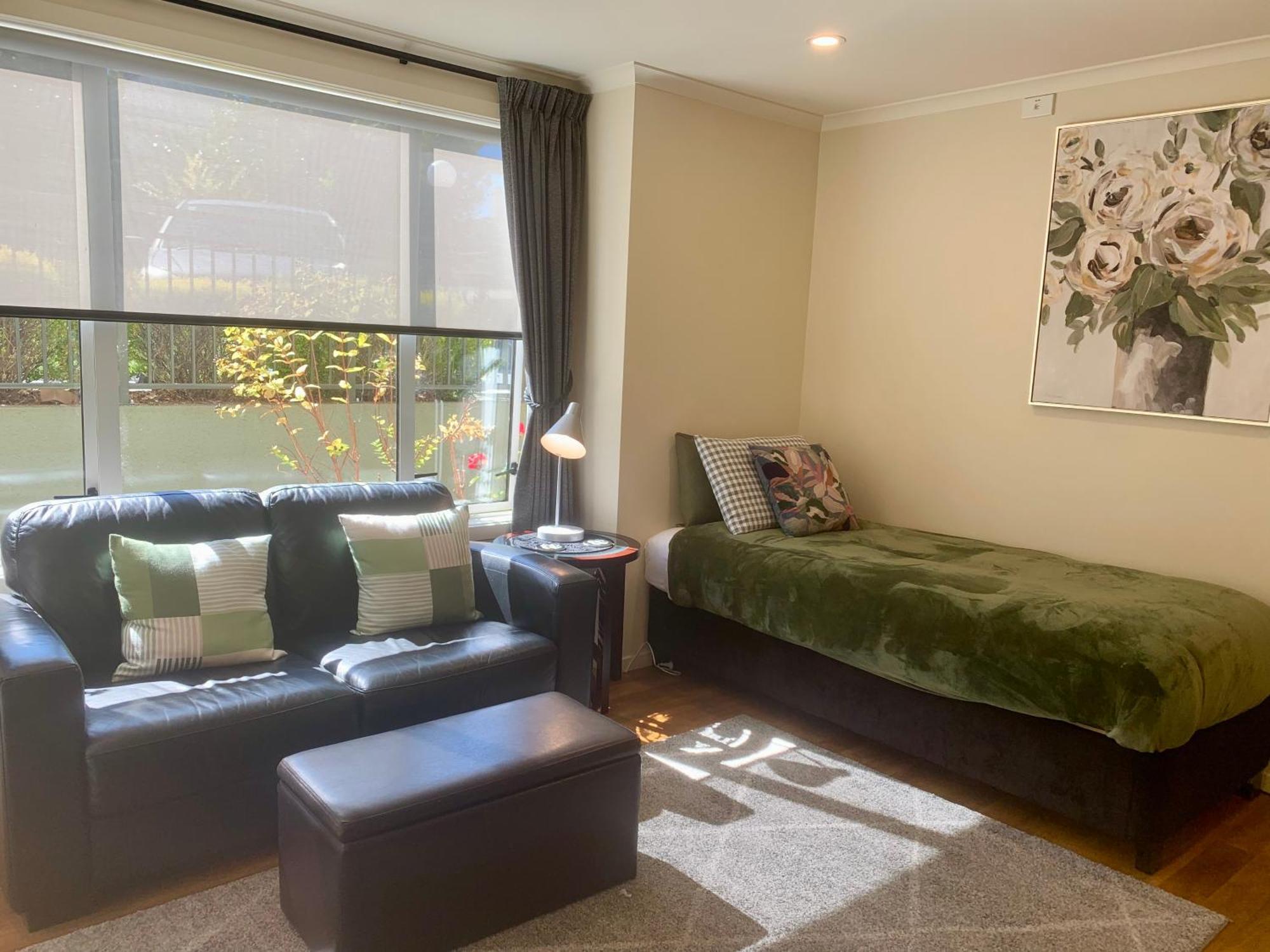 March Apartments Dunedin Luaran gambar